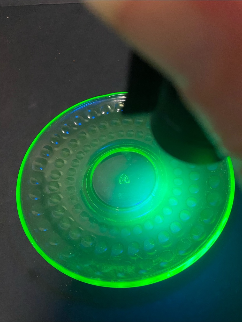 Vintage Federal glass “Raindrops” features uranium saucer/trinket dish